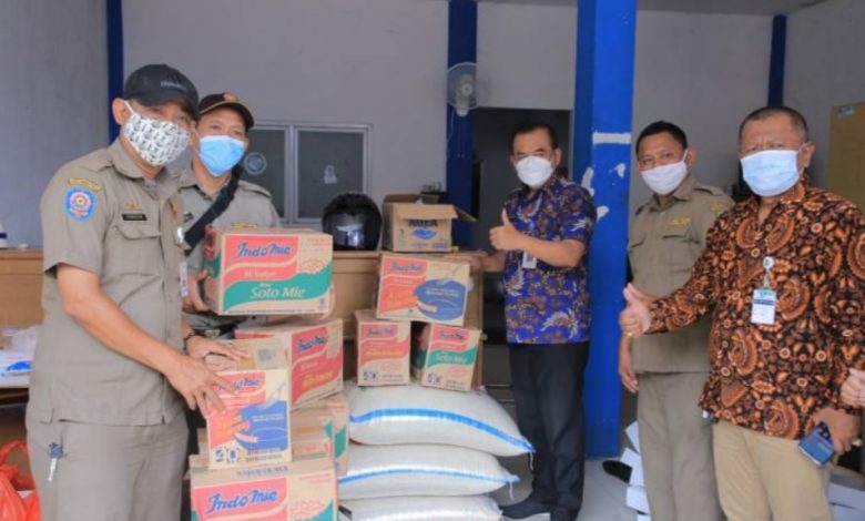 Camat Larangan Telah Buka Dapur Umum Untuk Warga Isolasi